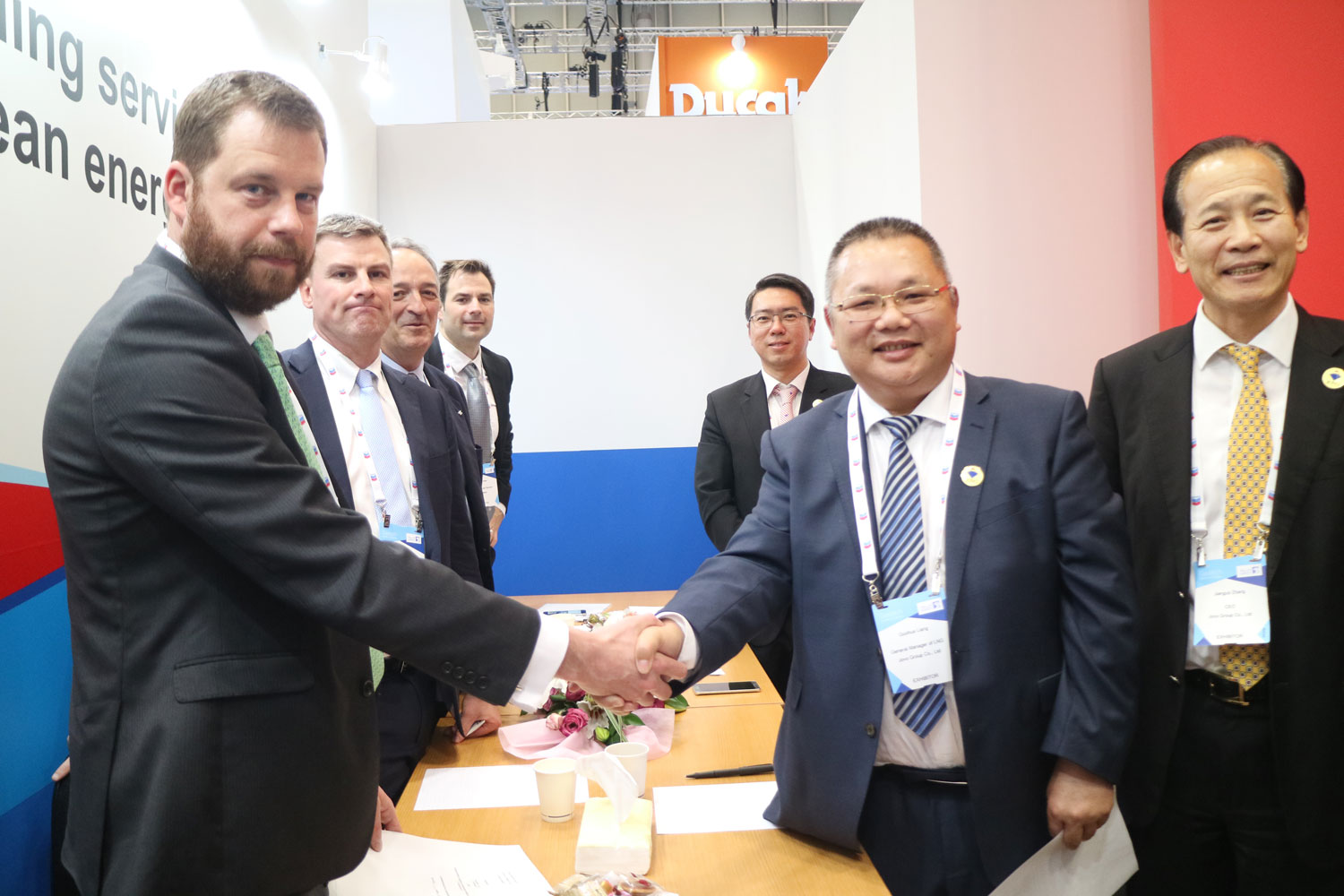 参展6.jpg 参展6.jpg