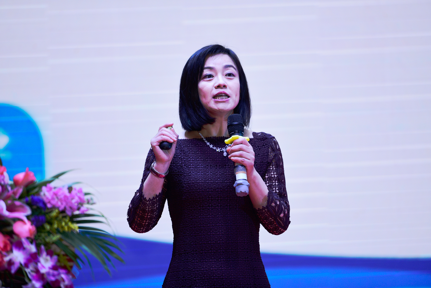 吉总讲话.jpg 吉总讲话.jpg