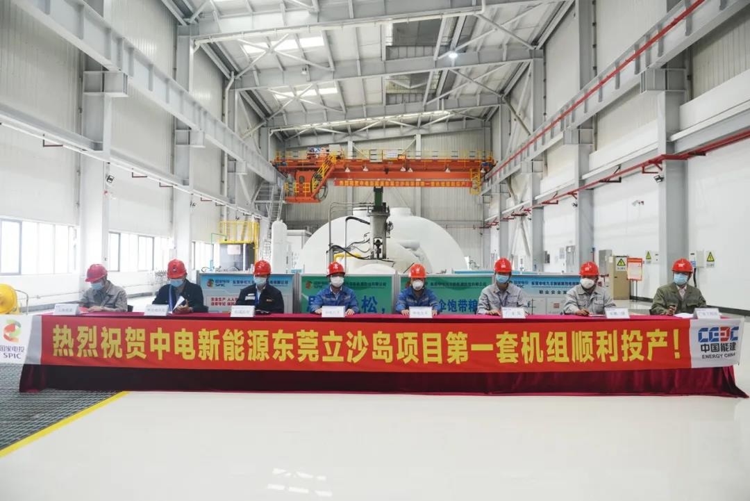 7a53-ipzreiw1701876.jpg 7a53-ipzreiw1701876.jpg